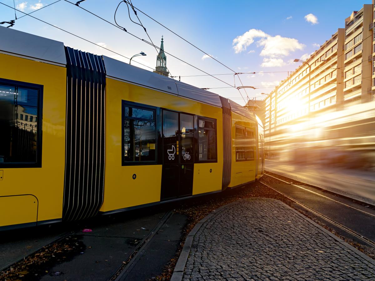Railway gelbe Bahn
