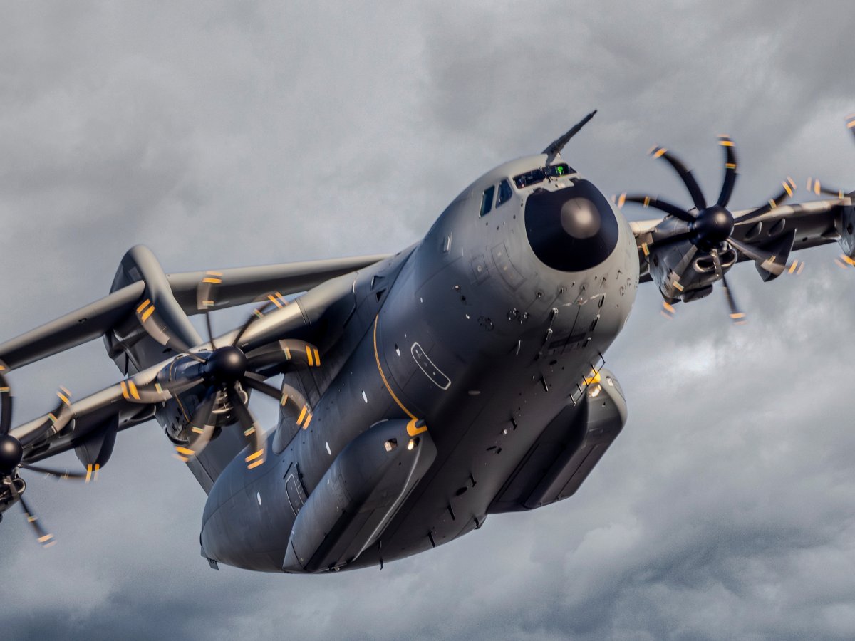 Defense_Aircraft_3
